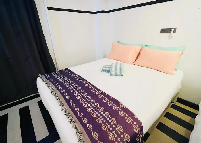 The Local Khaosan Hotel