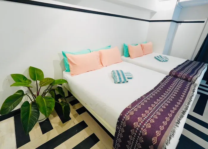The Local Khaosan Hotel