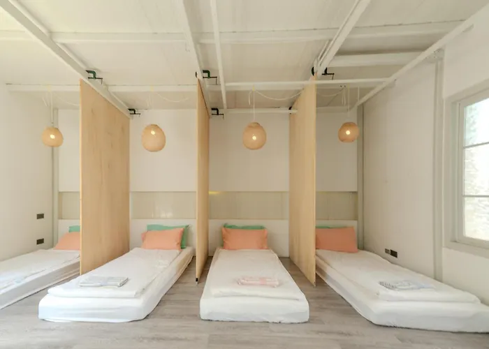 The Local Khaosan Hotel